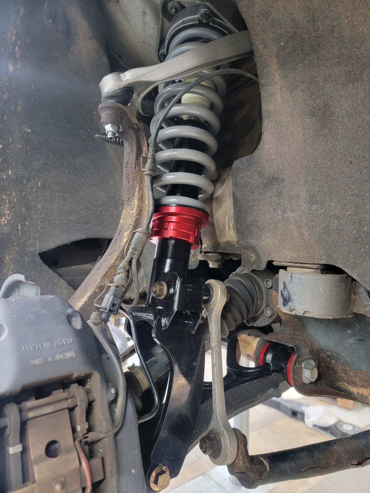 GEN 2 - ExD LIFT SUSPENSION SYSTEM - CAYENNE/TOUAREG (2011-2018)