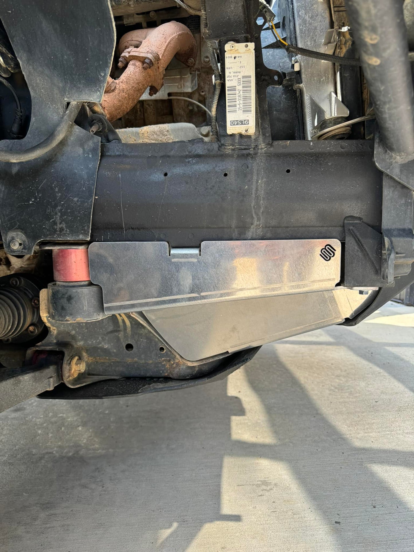 GEN 1 - BAJA SUBFRAME MUD GUARDS - CAYENNE (2002-2010)