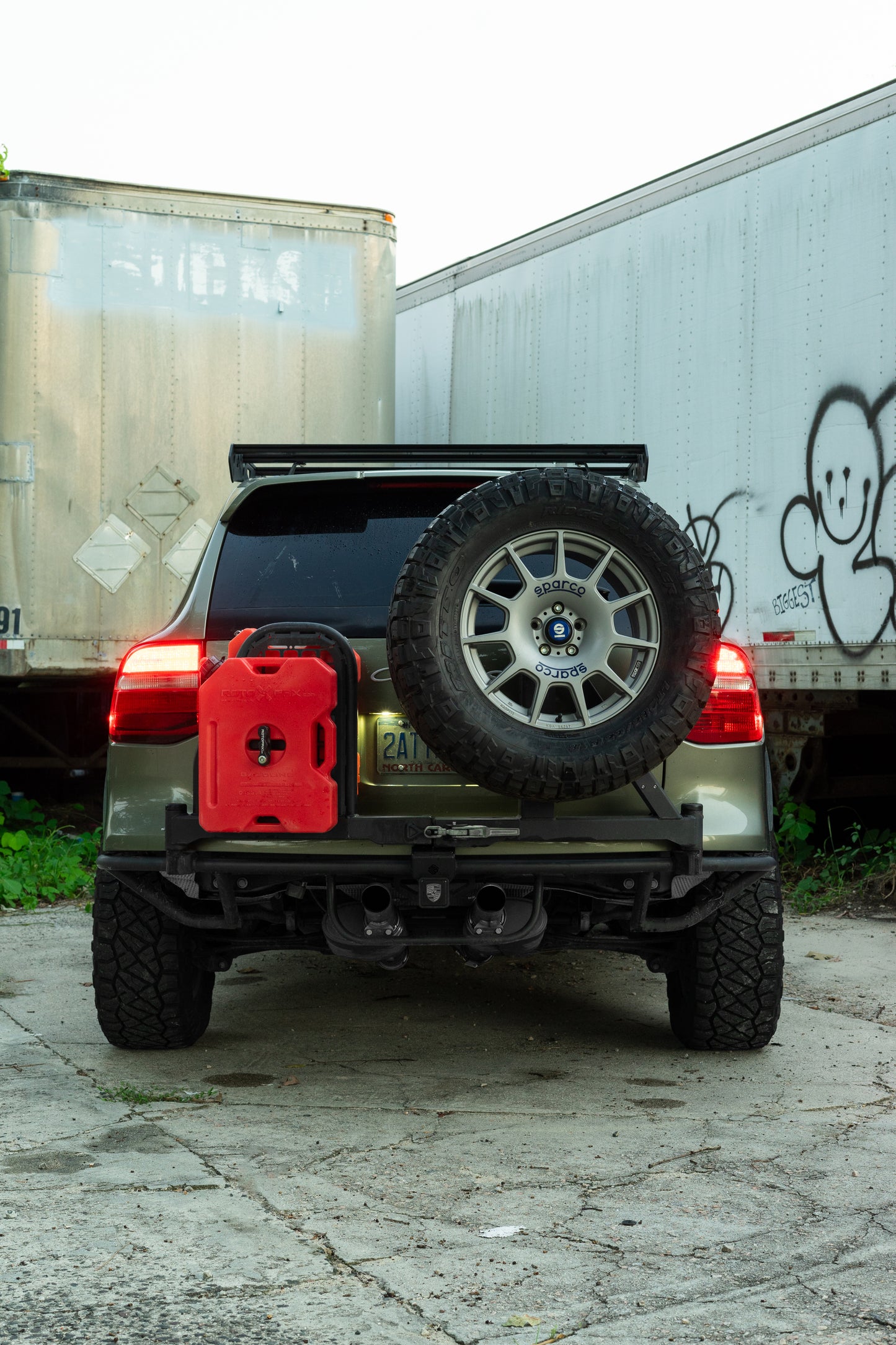 DUAL SWINGOUT REAR BUMPER - 955/957 CAYENNE (2004-2010)