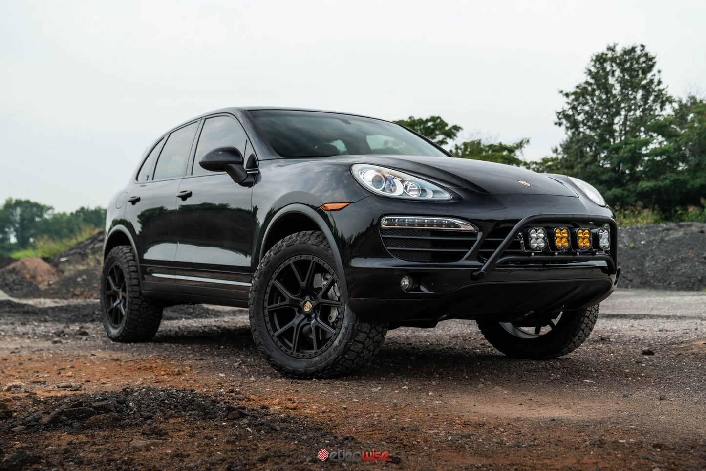 GEN 1 & 2 - BULL LIGHT BAR (PARKING SENSOR COMPATIBLE/BOLT ON) - CAYENNE/TOUAREG