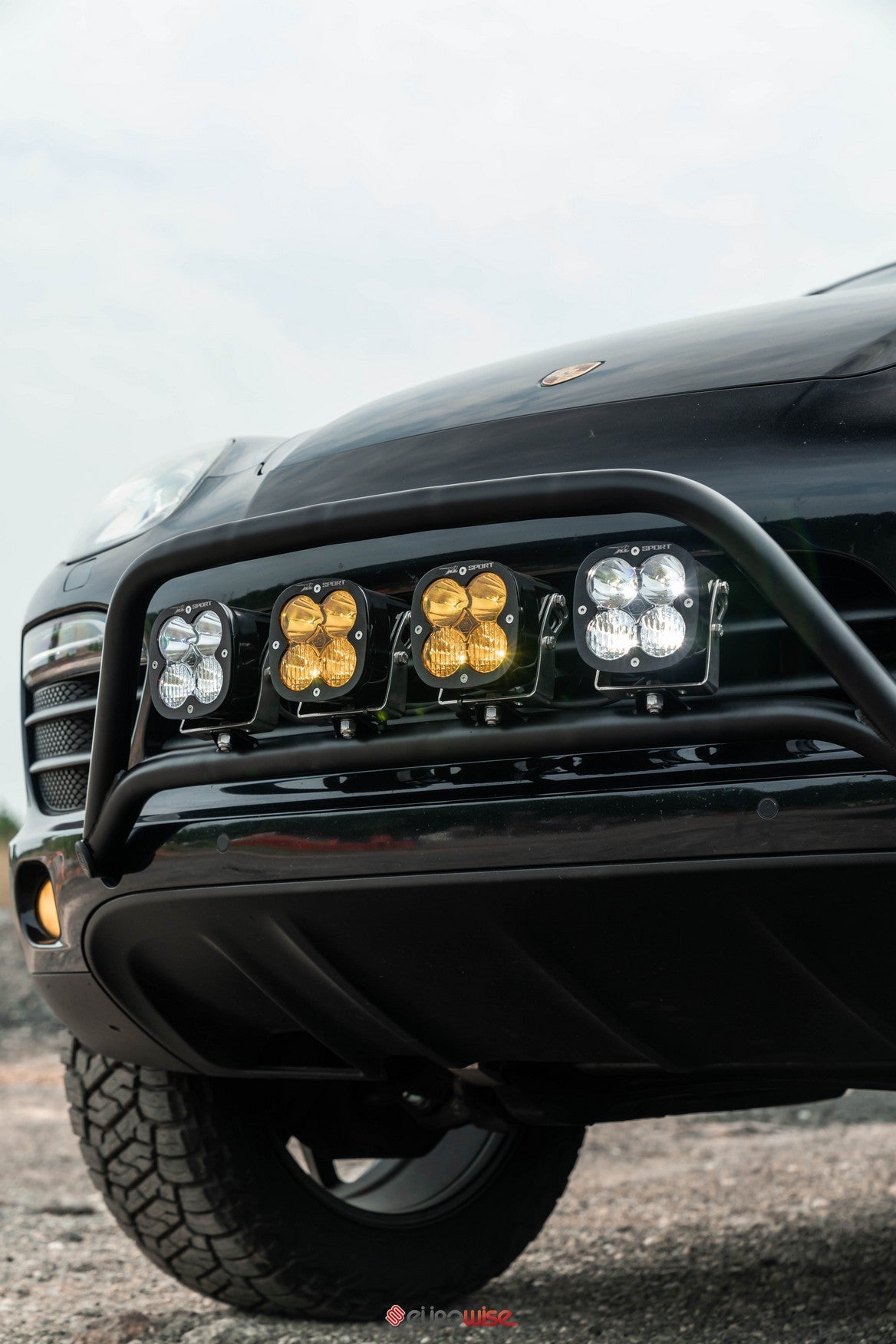 GEN 1 & 2 - BULL LIGHT BAR (PARKING SENSOR COMPATIBLE/BOLT ON) - CAYENNE/TOUAREG