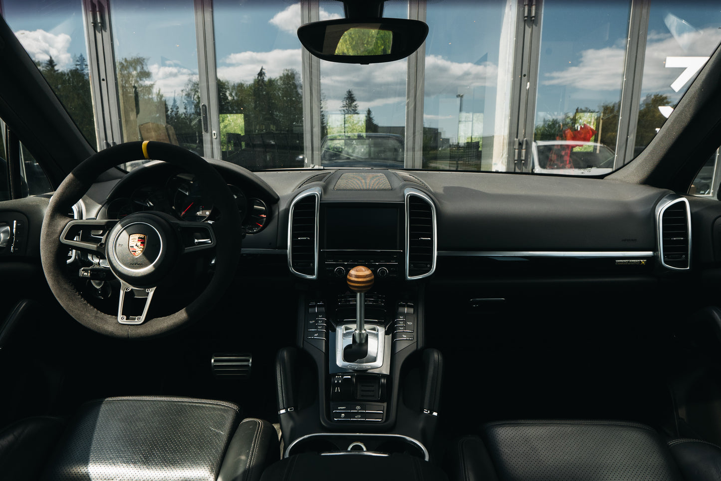 WOOD SHIFT KNOB - 958 CAYENNE (2011-2018)