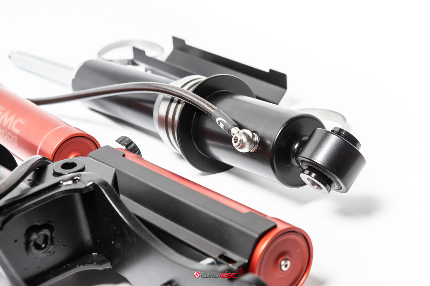 GEN 2 - GMC PERFORMANCE AIR SUSPENSION SHOCKS - CAYENNE/TOUAREG 958 (2011-2018)