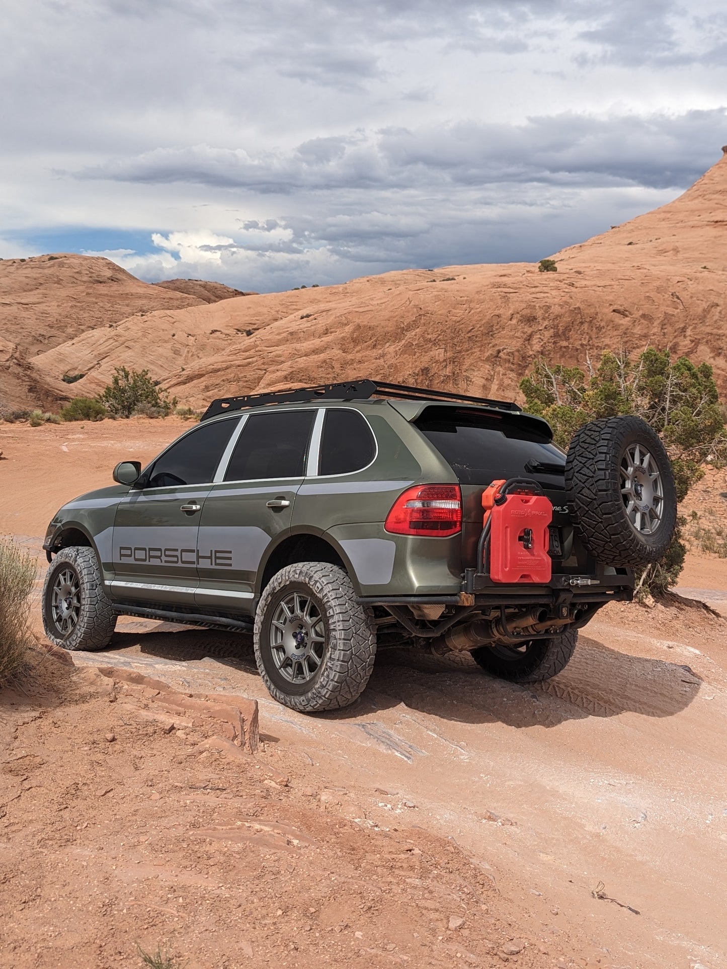 DUAL SWINGOUT REAR BUMPER - 955/957 CAYENNE (2004-2010)