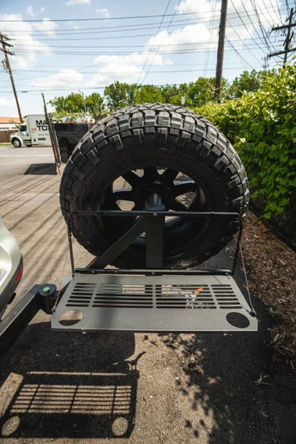 HITCH AXIS, HITCH MOUNTED SPARE TIRE SWING OUT CARRIER - CAYENNE/TOUAREG/Q7