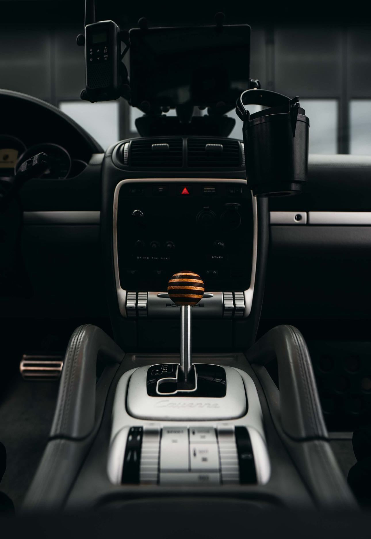 WOOD SHIFT KNOB - 955/957 CAYENNE (2003-2010)