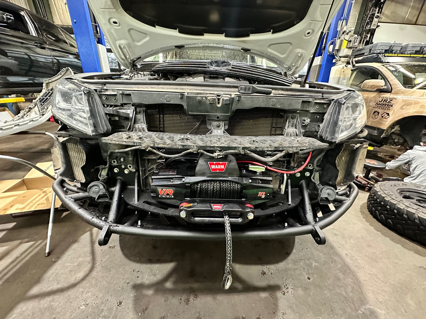 GEN 1 - TUBULAR FRONT BUMPER T2 - TOUAREG (2008-2010)