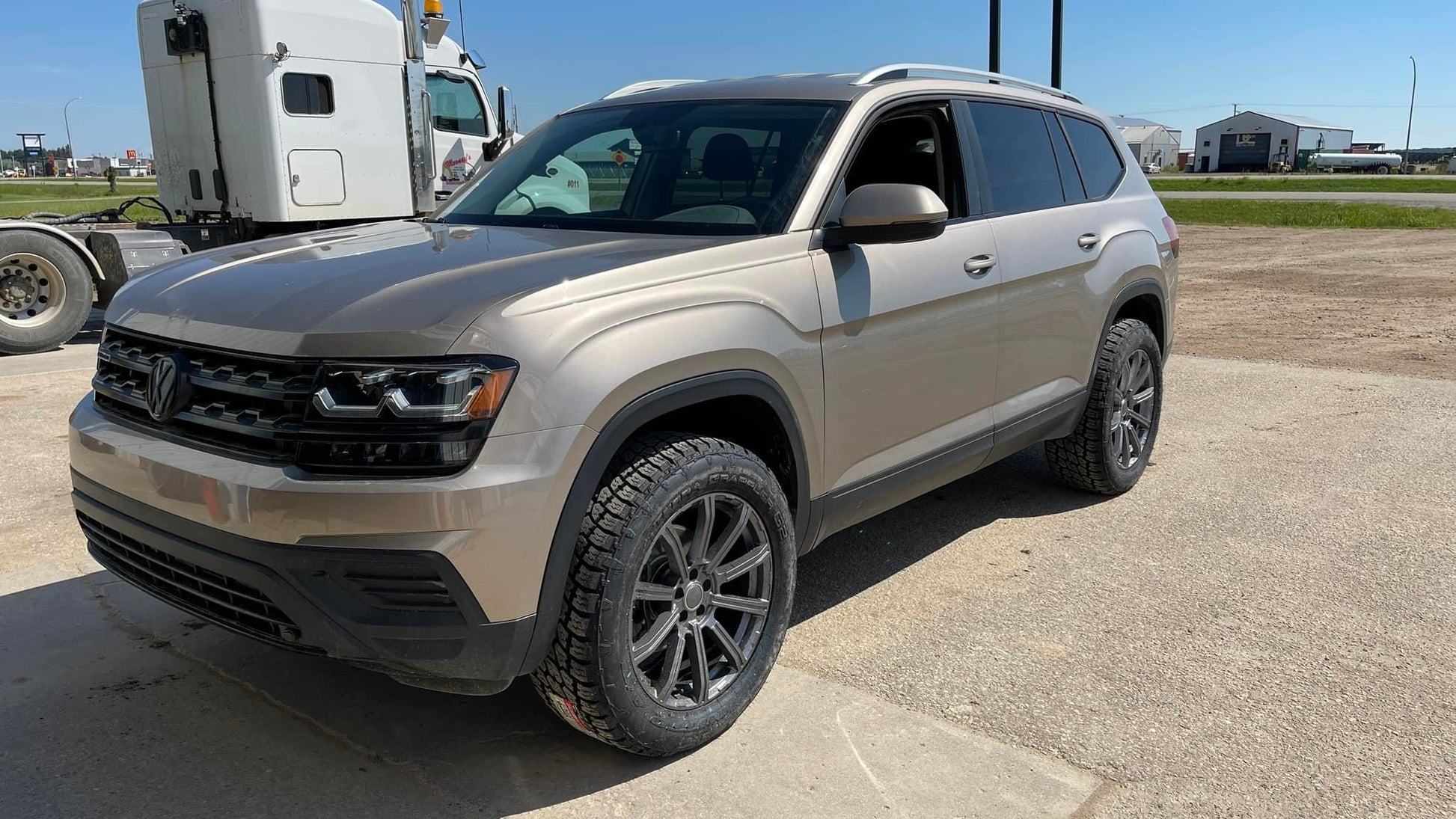 VW Atlas Camber Correcting Lift Kit