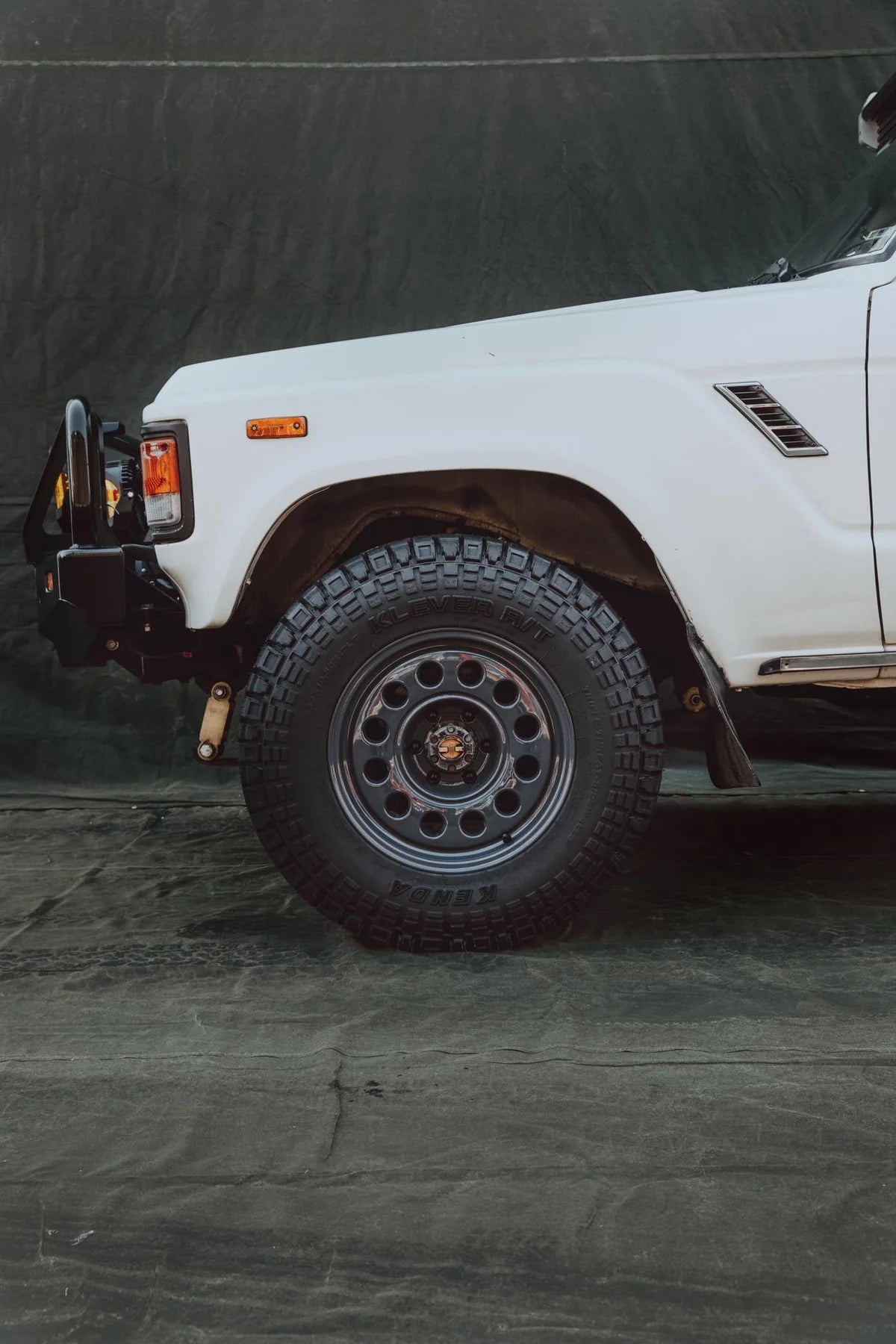 NOMAD - 501 CONVOY - 18x8 ET25