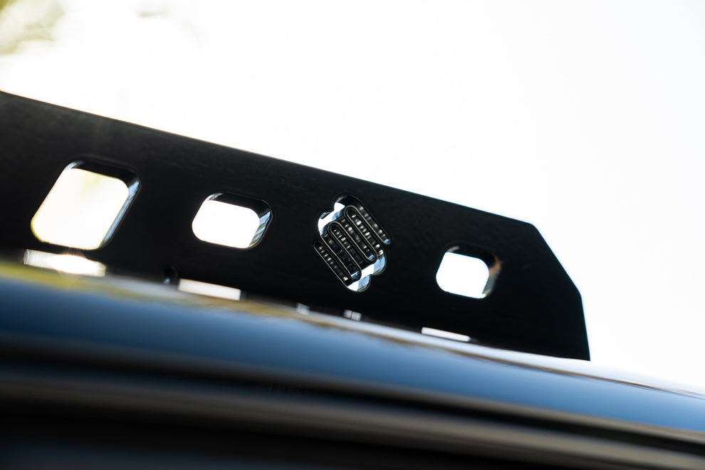 GEN 1 - BAJA CHASER LIGHT MOUNT - CAYENNE/TOUAREG – Shop Eurowise