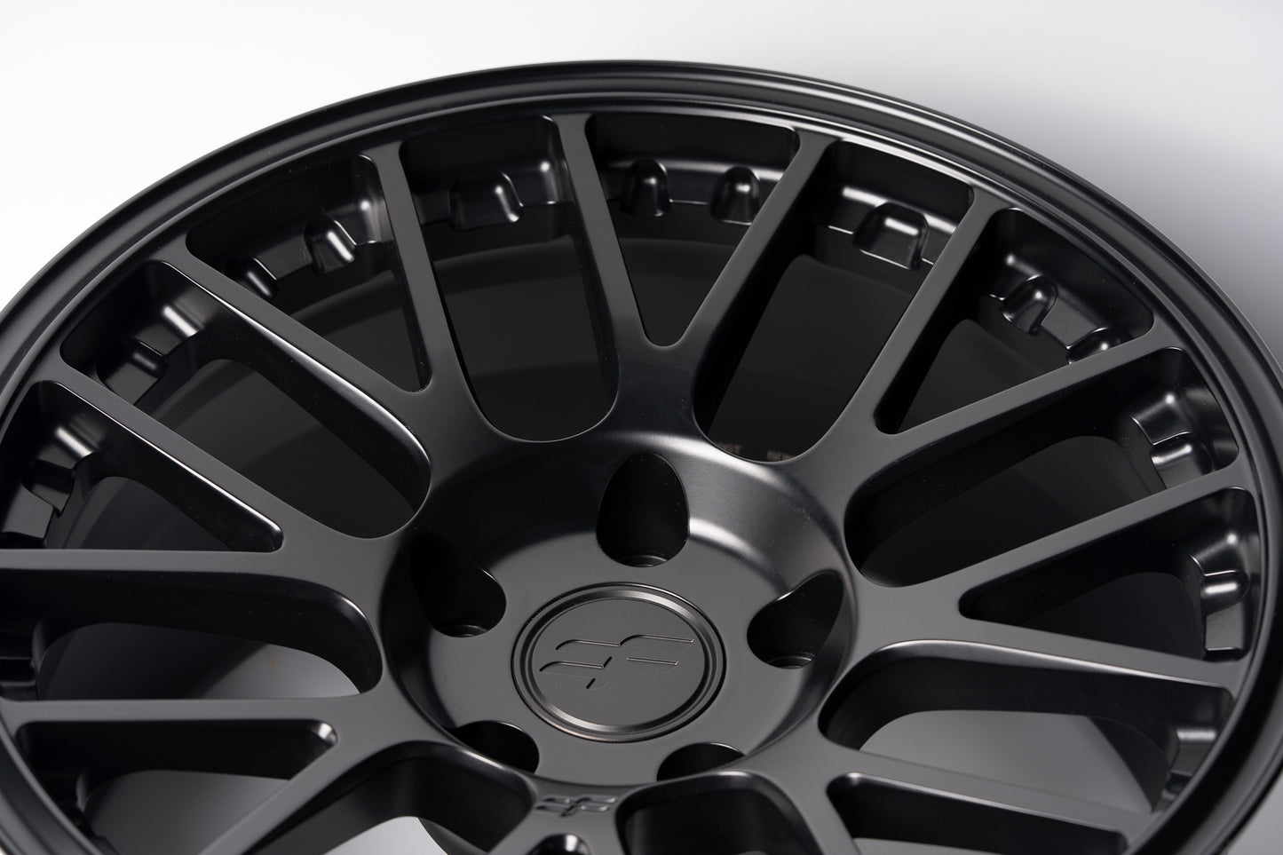 EF WHEELS - MESH - 18x9