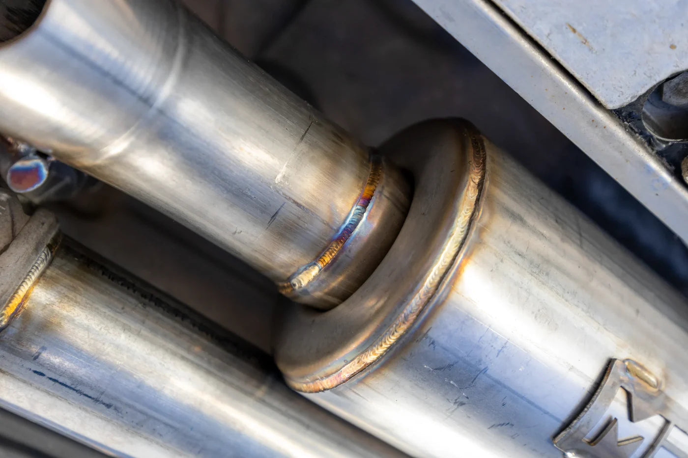 MBRP 2.5" PRE AXLE CAT-BACK EXHAUST DUAL SPLIT QUAD SIDE (19 - 25 MERCEDES G63)