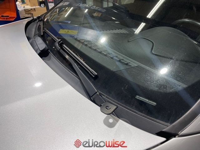 2011-2018 Cayenne Ditch Light Brackets