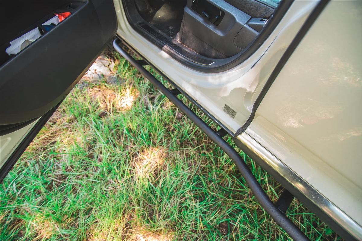 Gen 1: Cayenne/Touareg Rock Sliders (2002-2010)