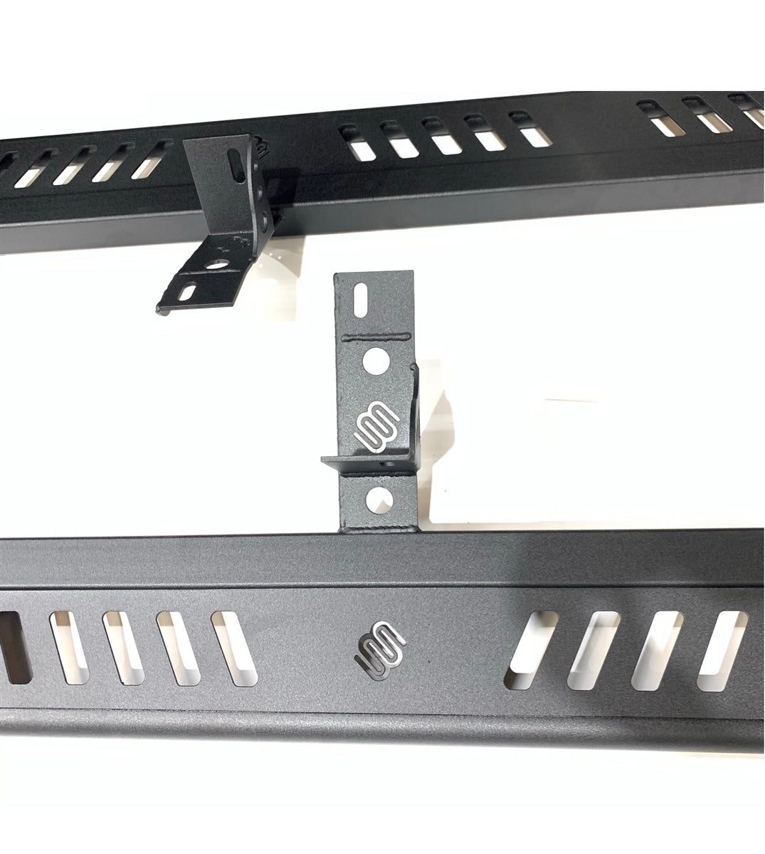 Gen 1: Cayenne/Touareg Rock Sliders (2002-2010)