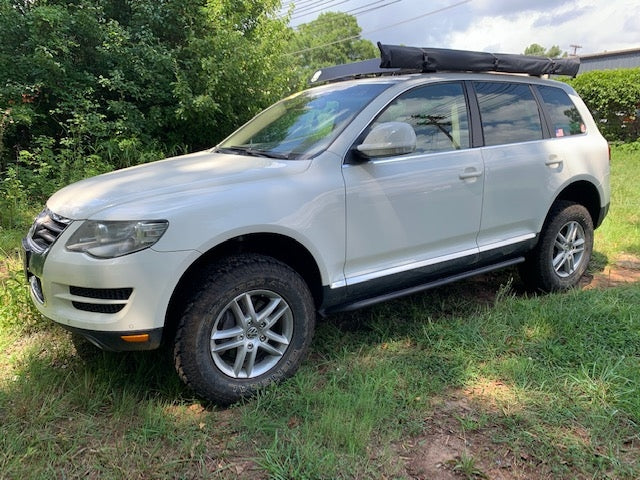 Gen 1: Cayenne/Touareg Rock Sliders (2002-2010)