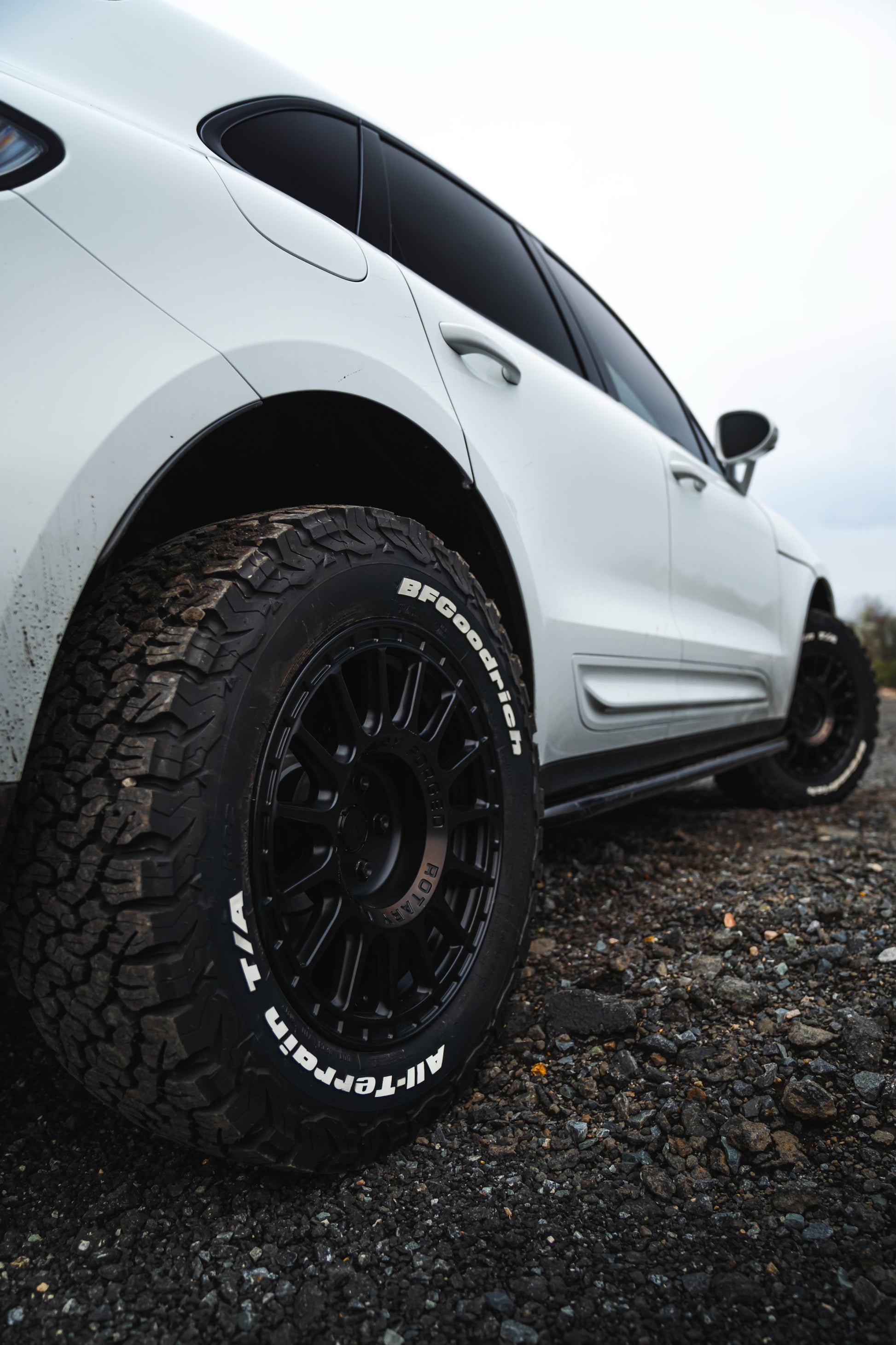 Porsche Macan Rock Sliders (2015 - 2021)